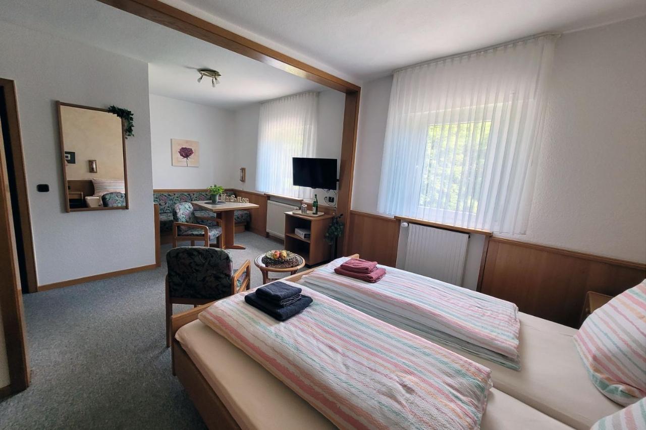 Haus Hesseberg Hotel Медебах Екстериор снимка